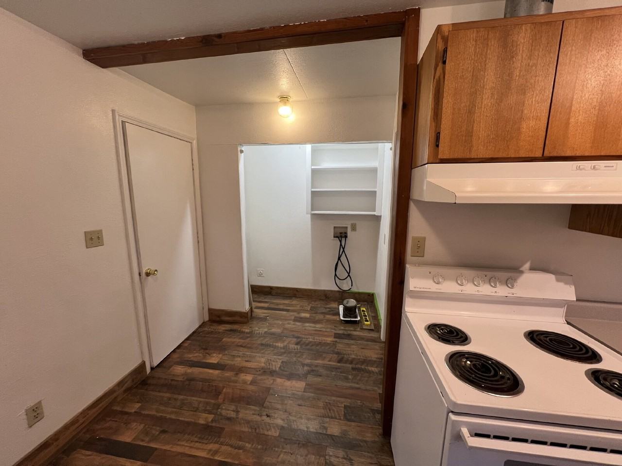 12845 Village Rd - Photo 4 of 8