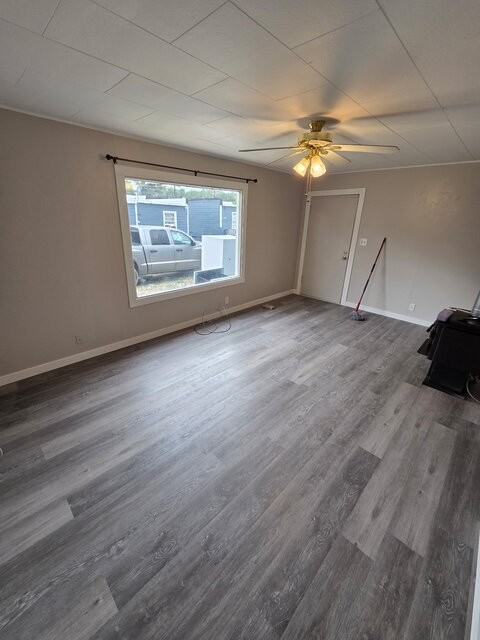 345 Ne 6th St Apt 4 - Photo 2 of 8