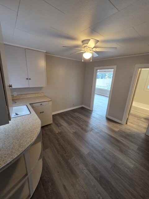 345 Ne 6th St Apt 4 - Photo 5 of 8