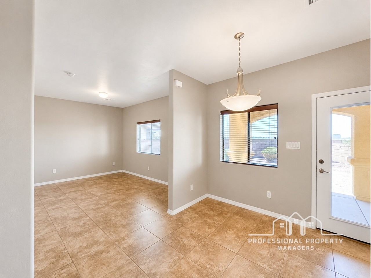 2845 W 31st Ln - Photo 5 of 24