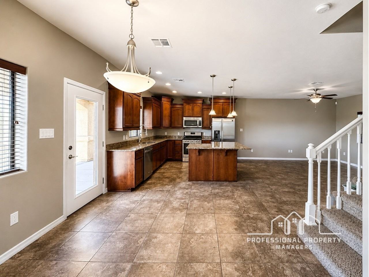 2845 W 31st Ln - Photo 6 of 24