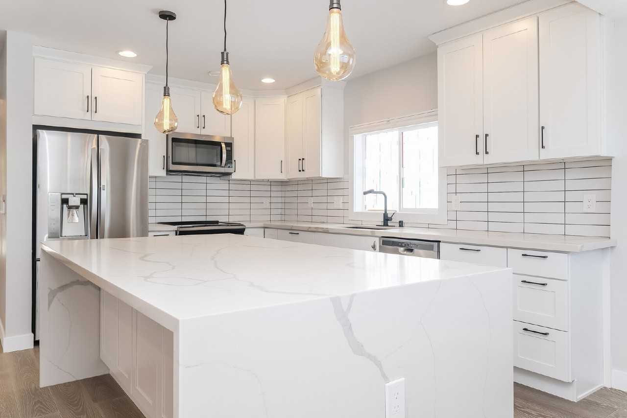 4034 Letitia Ave S - Photo 3 of 16