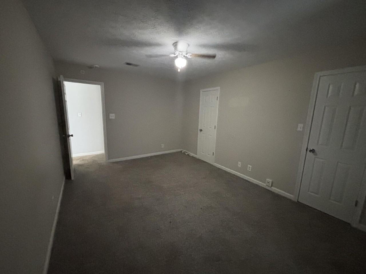 1140 Timothy Ave - Photo 7 of 25