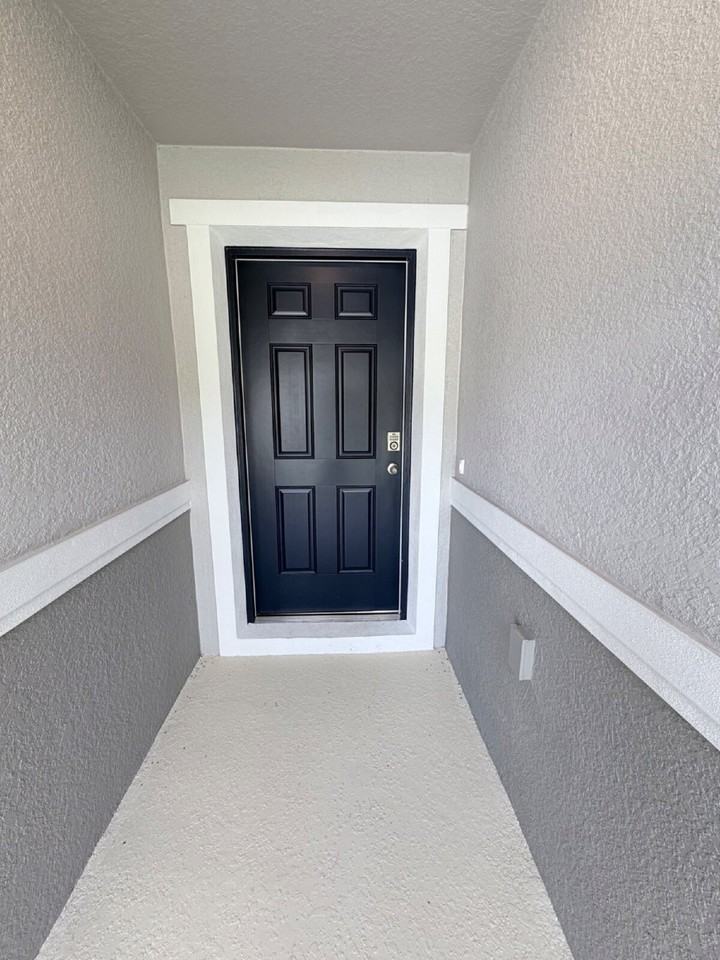 5537 Creek Haven Way - Photo 2 of 25