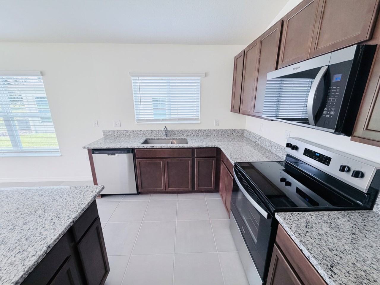 5537 Creek Haven Way - Photo 6 of 25