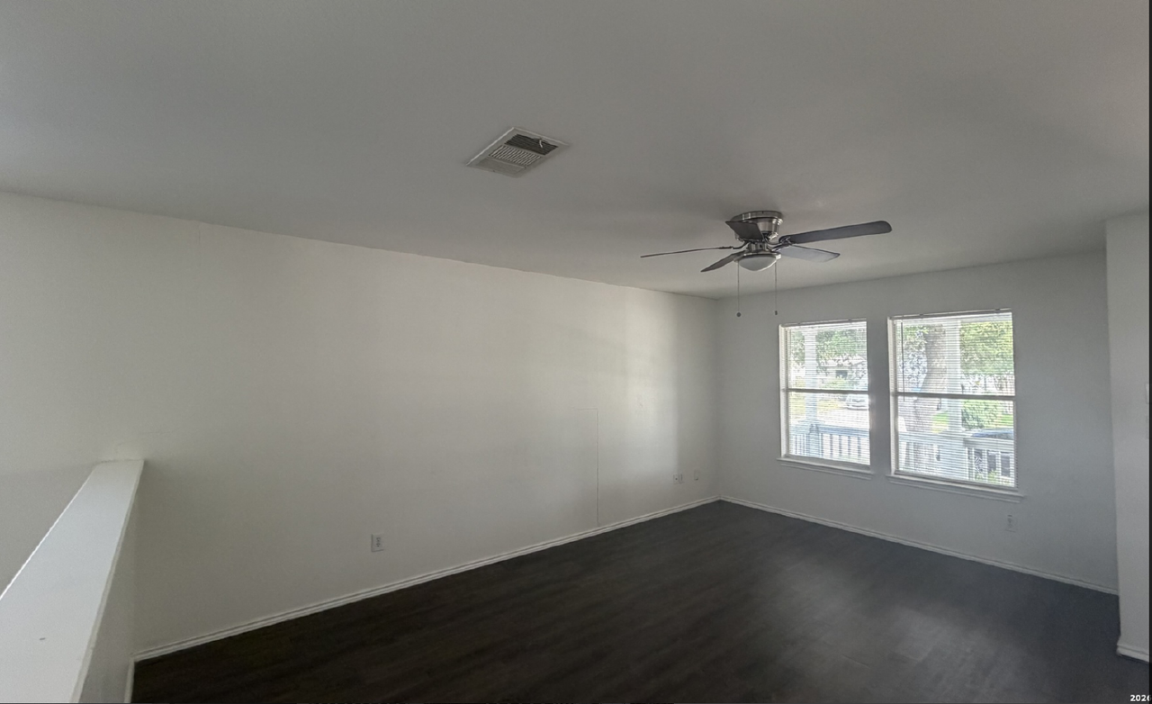 8411 Crinum Lily Dr - Photo 5 of 12
