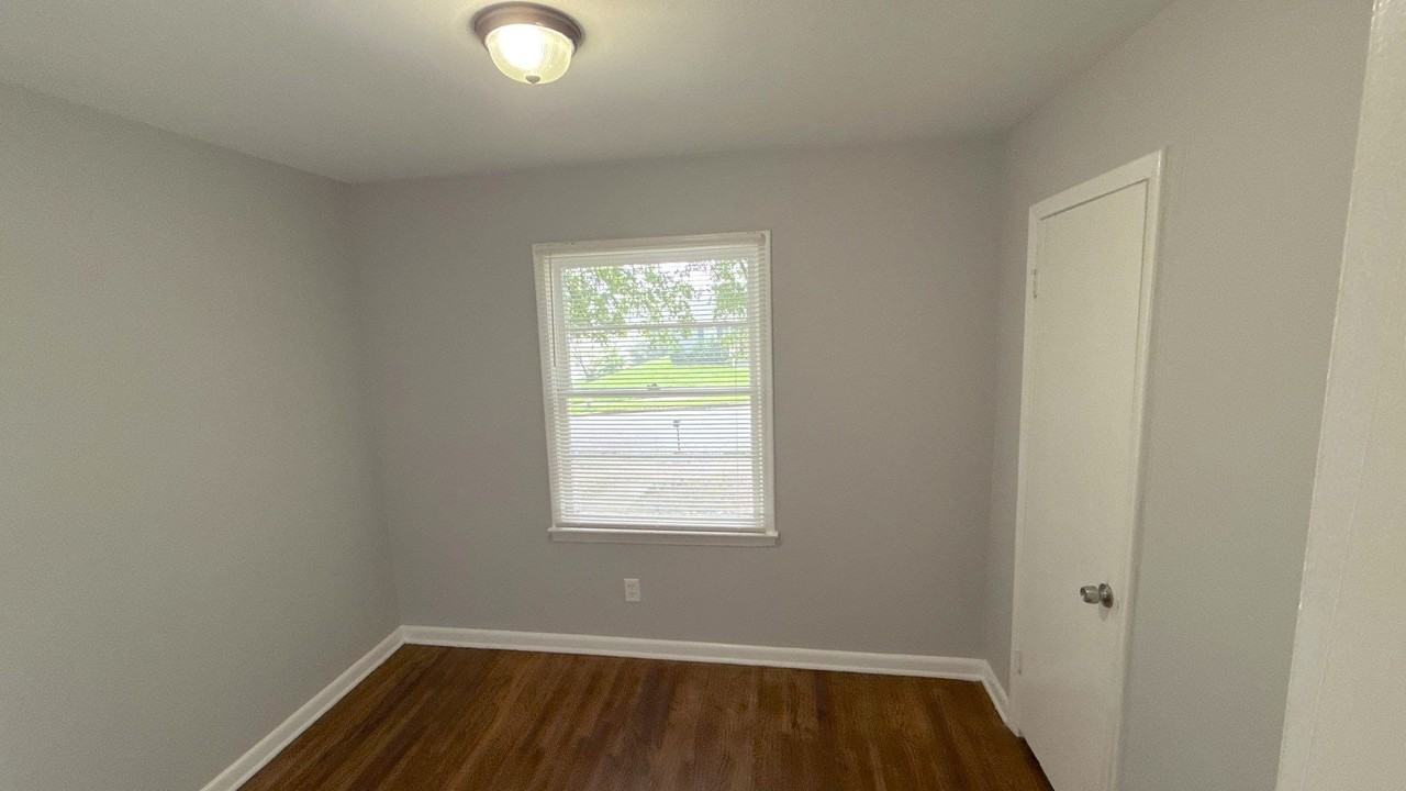 2208 Cassie Ave - Photo 5 of 11