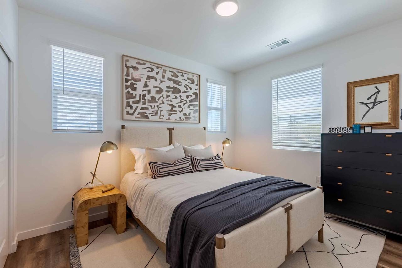 Desert Meadows Townhomes - Photo 6 of 23
