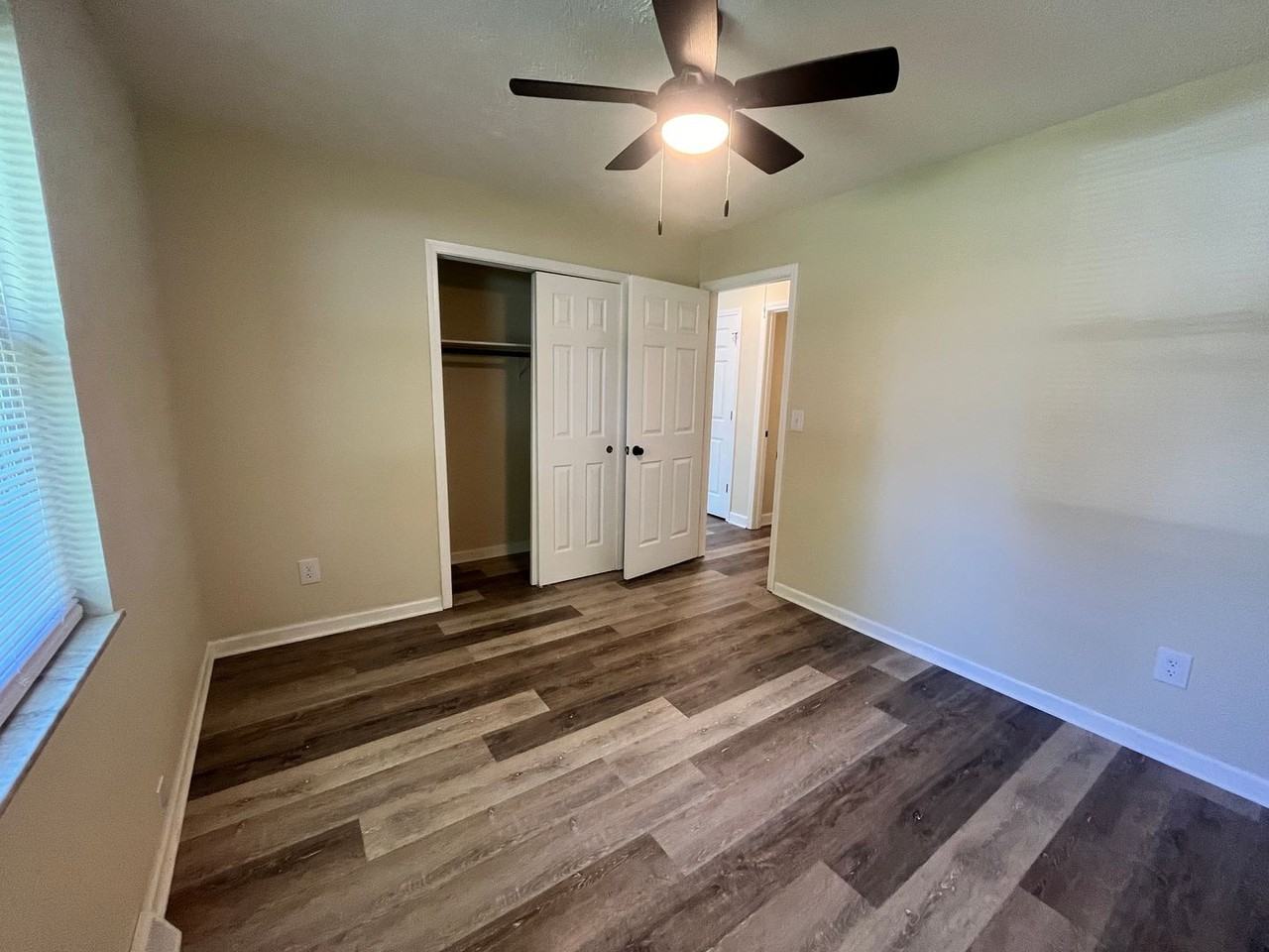 307 Sunset Ln - Photo 5 of 11