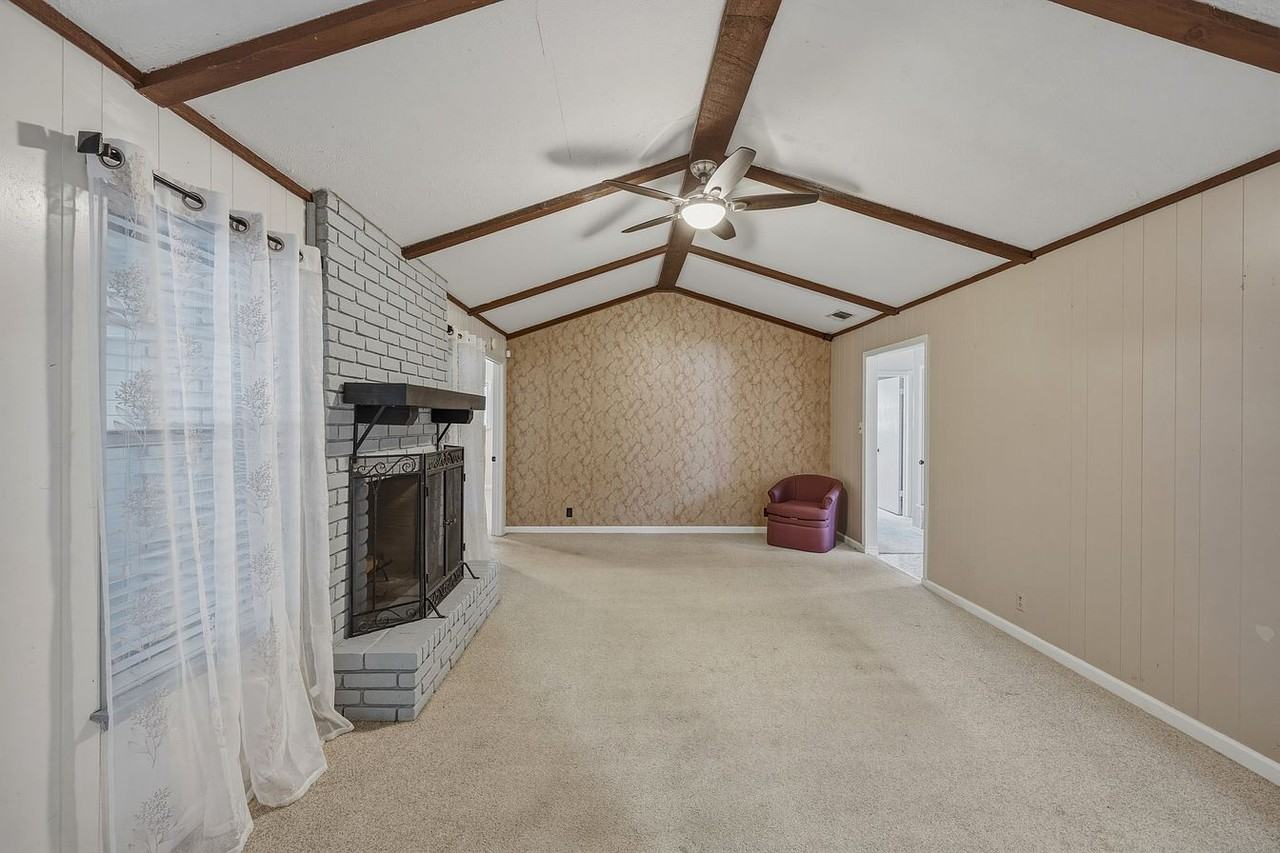 615 Amistad Blvd #NA - Photo 2 of 8