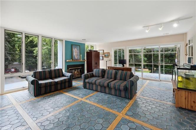 60 Mount Joy Ave #NA - Photo 6 of 22