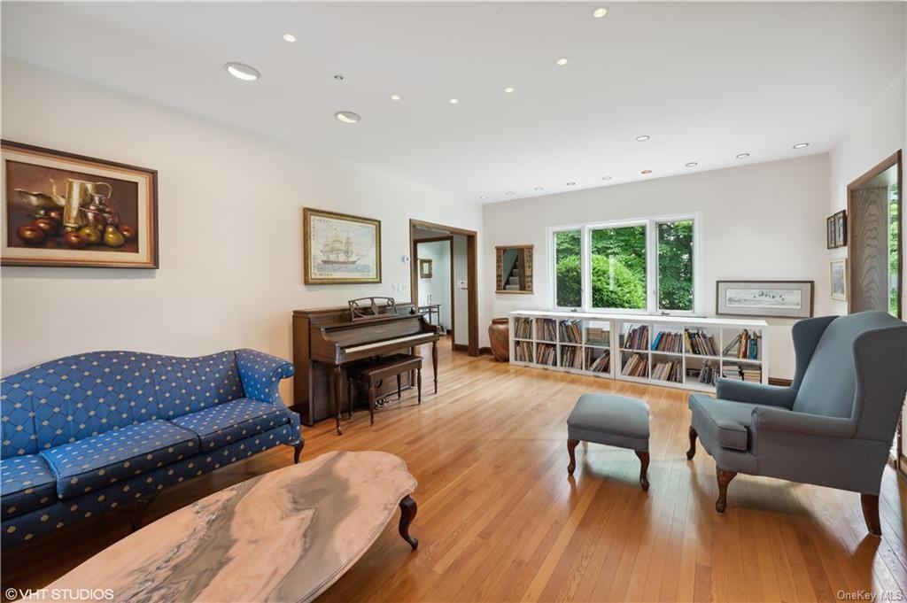 60 Mount Joy Ave #NA - Photo 7 of 22