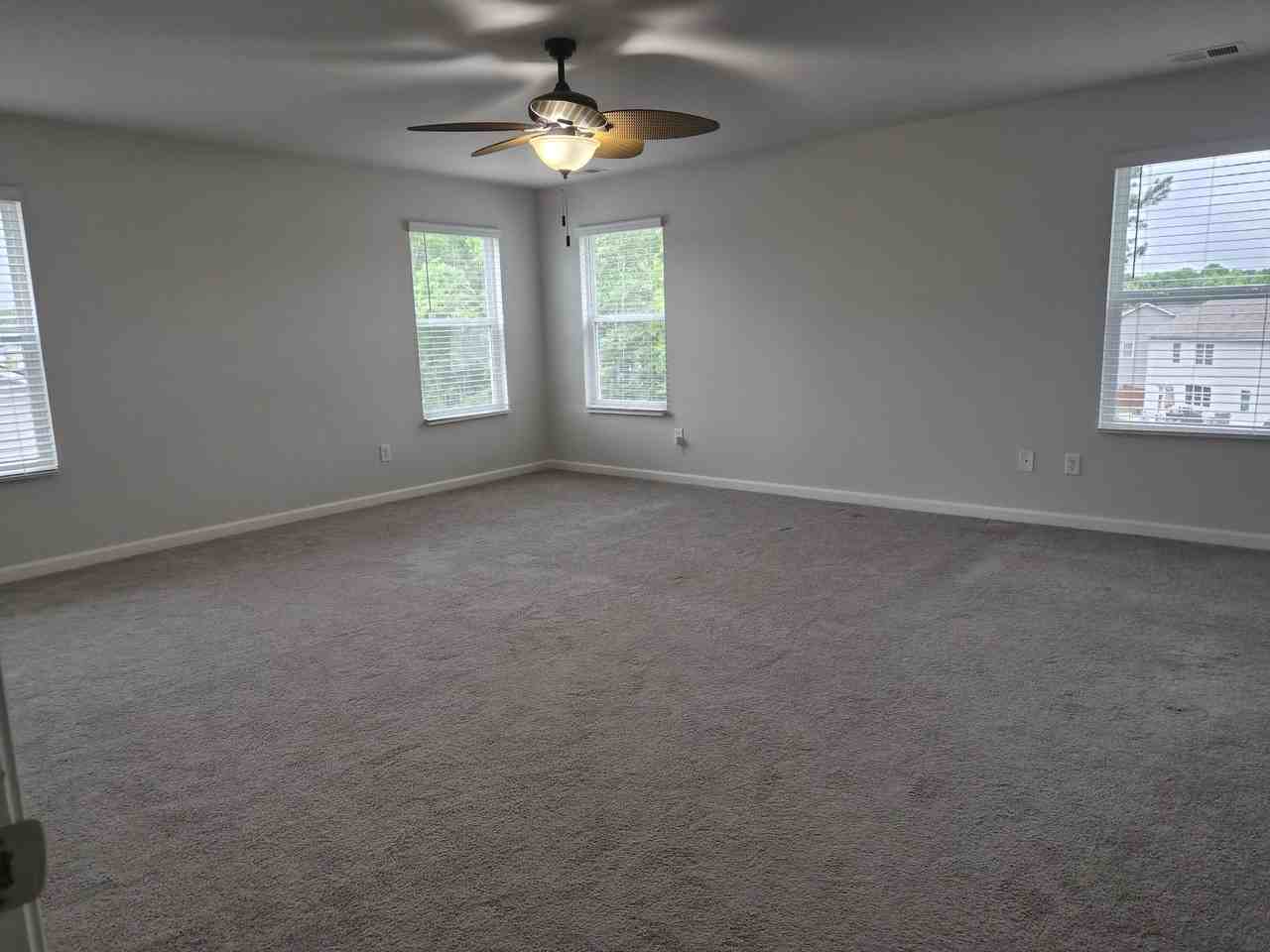 949 Brookfield Dr #NA - Photo 7 of 15