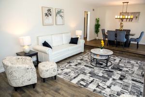 featured image of 176 W Gainsborough Rd #NA