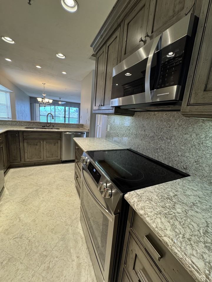 462 Bouchelle Dr #201 - Photo 7 of 24