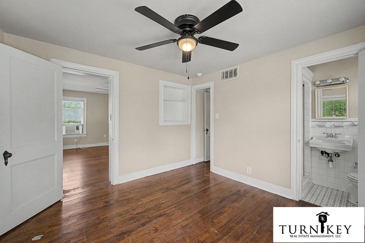 4800 Bryce Ave #1 - Photo 4 of 28