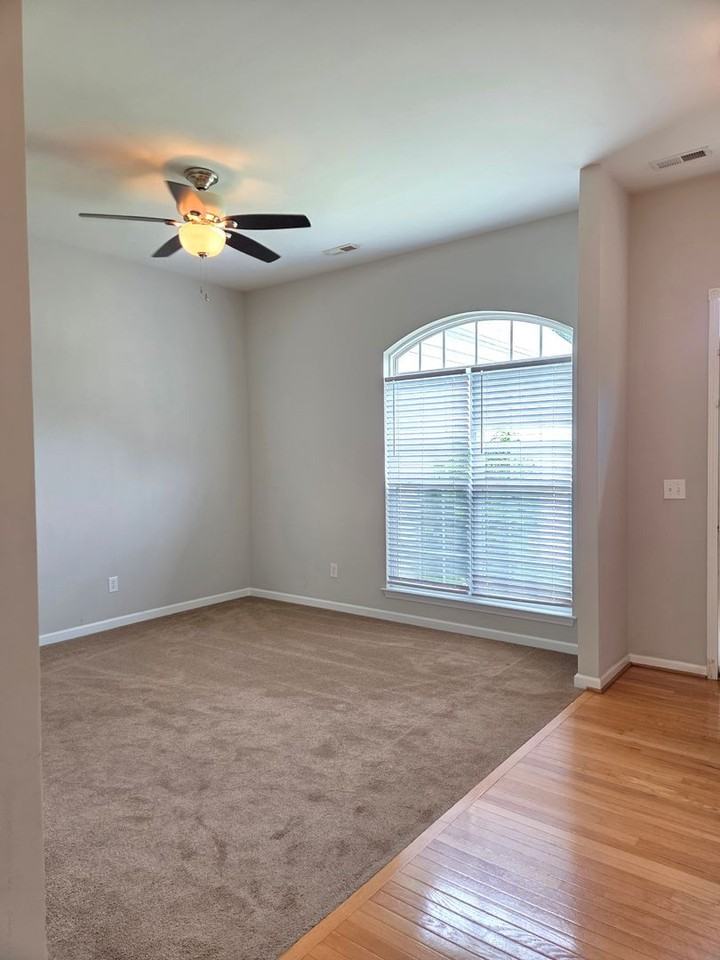 11032 Carver Pond Rd - Photo 2 of 17