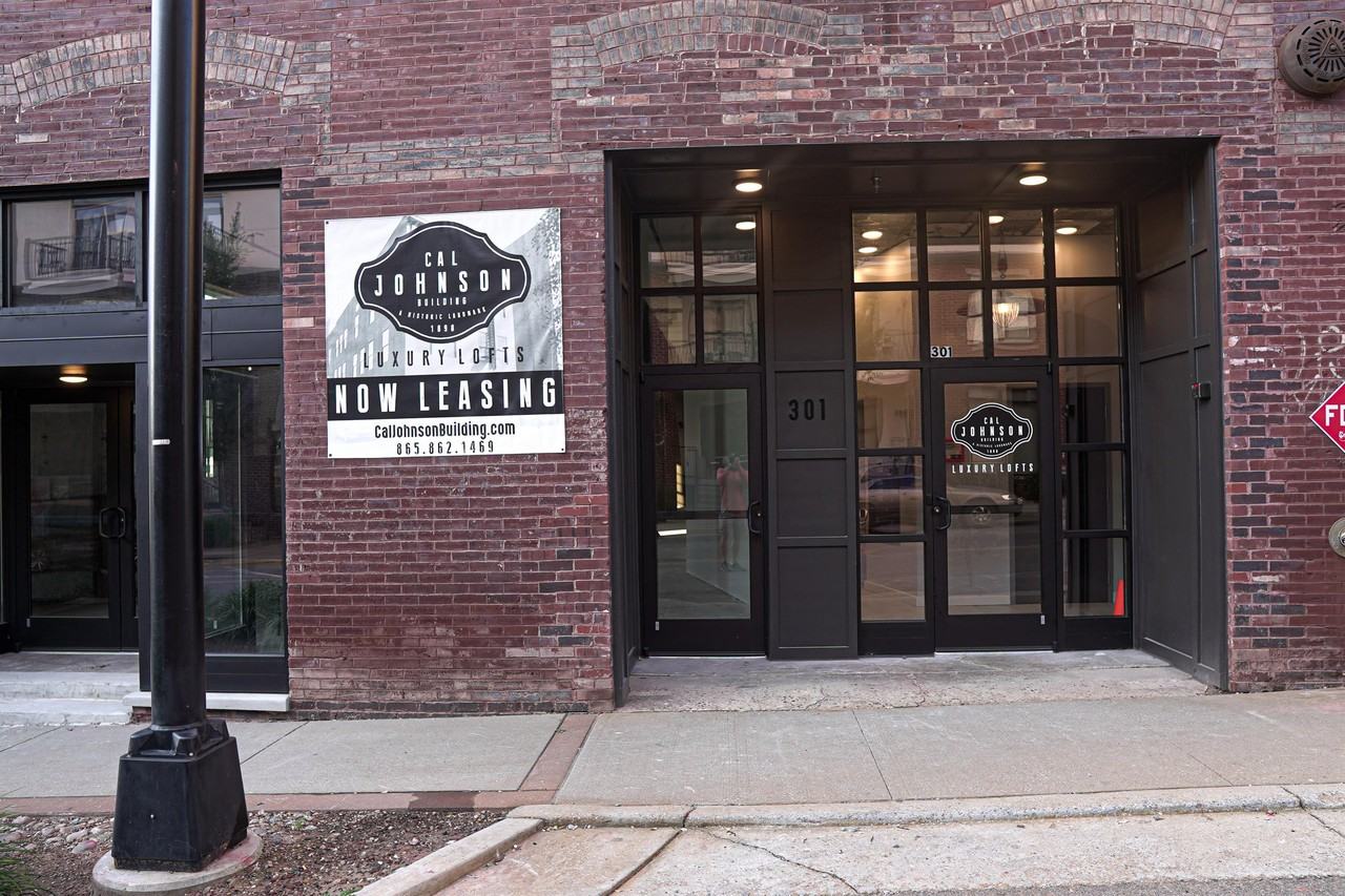 301 State Street - Photo 2 of 10