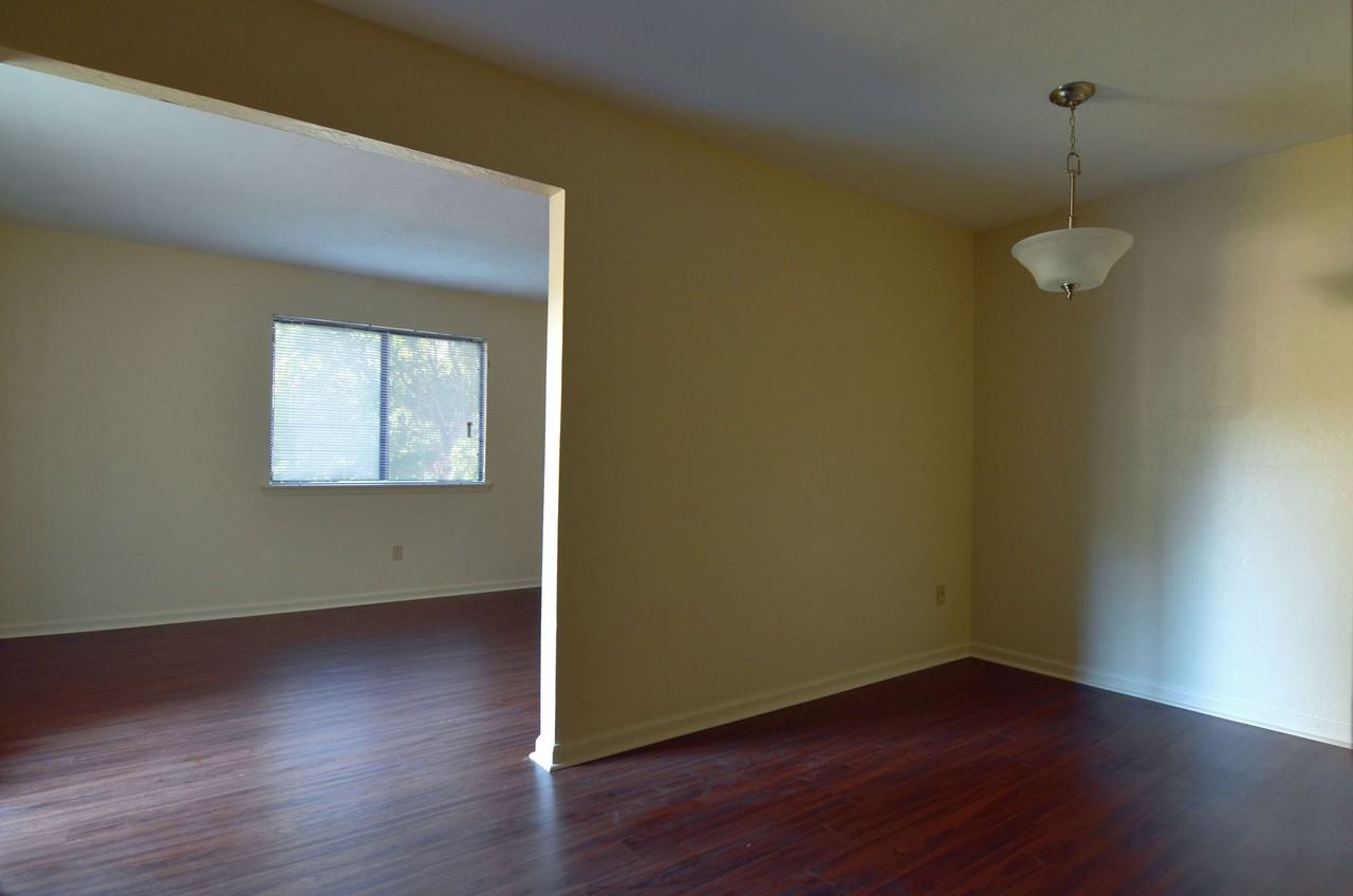 Midtown Glen - Photo 3 of 9