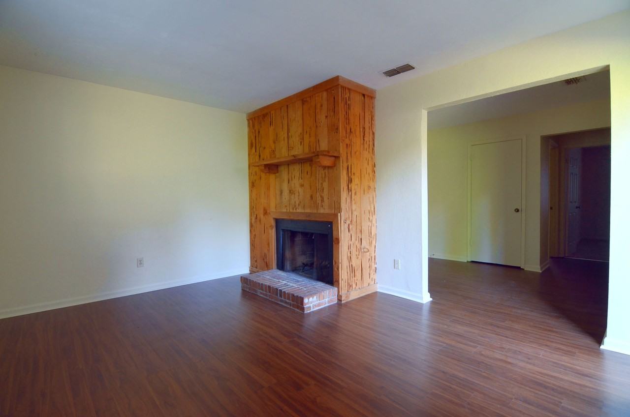 Midtown Glen - Photo 5 of 9