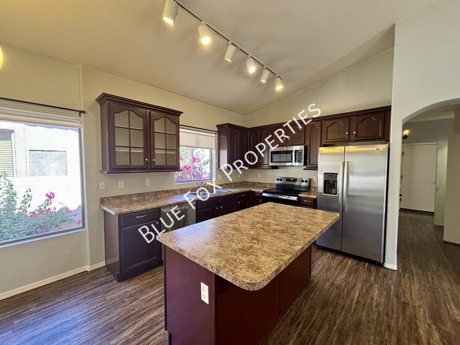 308 E Camino Limon Verde - Photo 5 of 22