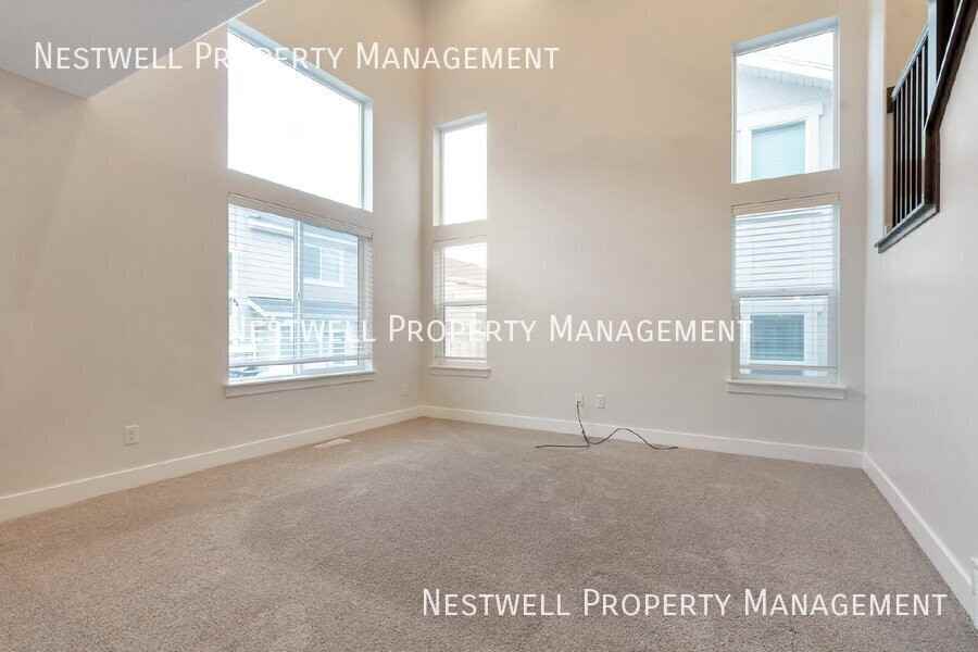 4874 W Spire Way - Photo 3 of 19