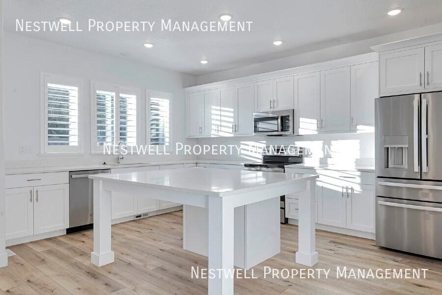 8139 N St Cecilia St - Photo 2 of 26