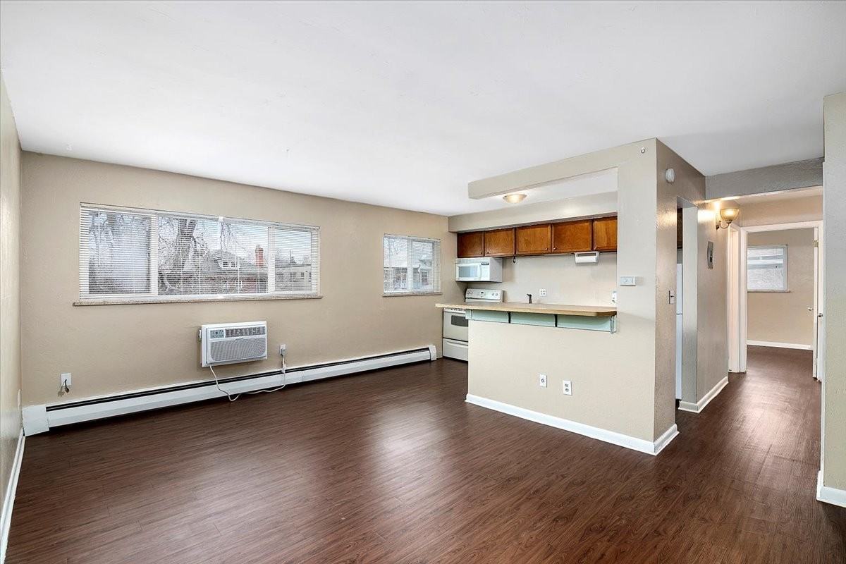 1139 York St #101 - Photo 2 of 8