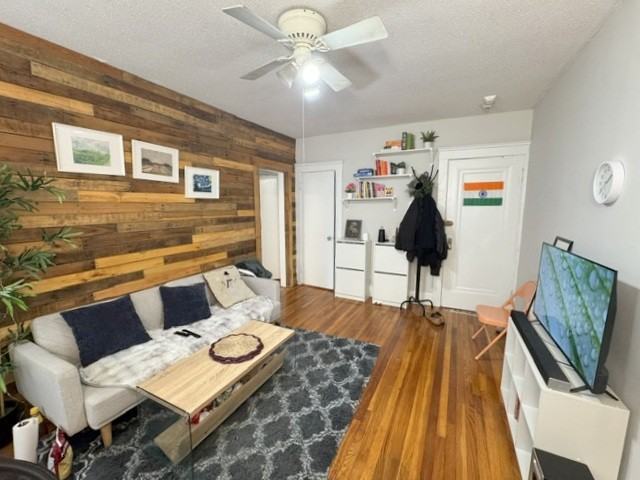 130 Sutherland Rd #7 - Photo 2 of 10
