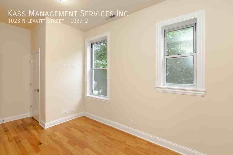 1023 N Leavitt St #1023-2 - Photo 5 of 20