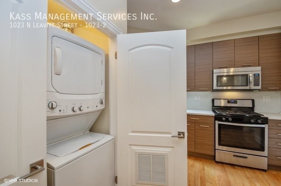 1023 N Leavitt St #1023-2 - Photo 7 of 20
