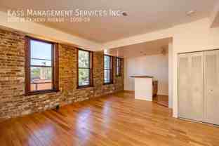 1050 W Dickens Ave - Photo 1 of 1