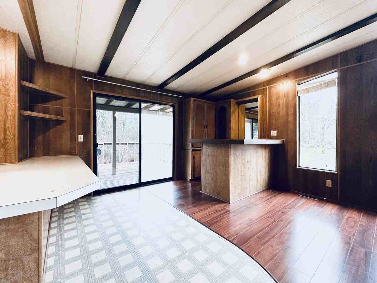 25706 Ne 47th Pl - Photo 7 of 15