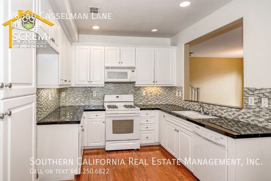 28366 Casselman Ln - Photo 6 of 24
