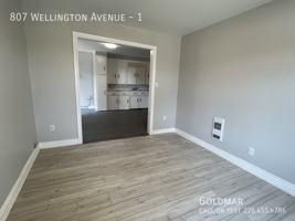 featured image of 807 Wellington Ave #1
