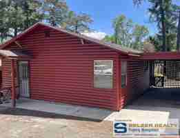featured image of 1420 Knob Hill Rd