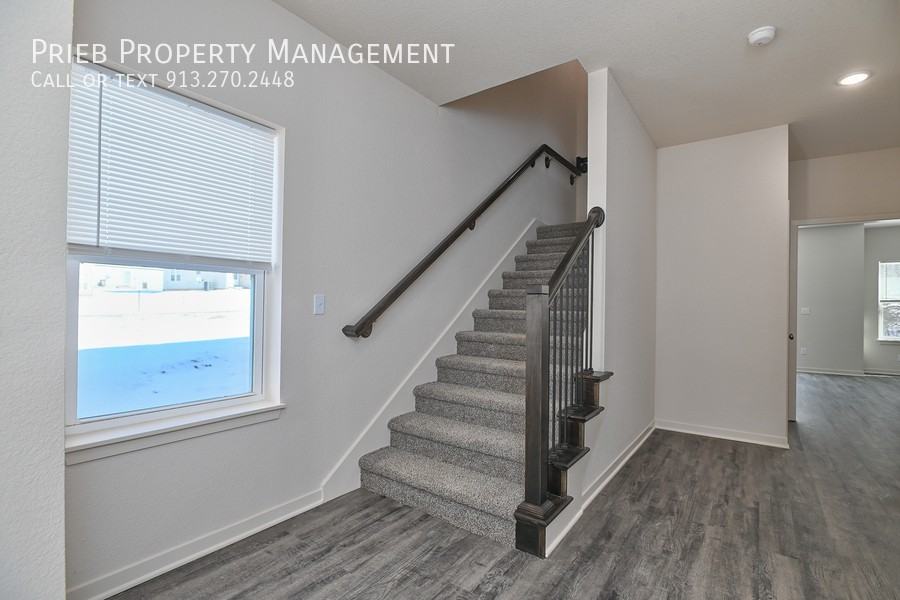 3241 N 103rd Pl #32 - Photo 6 of 34