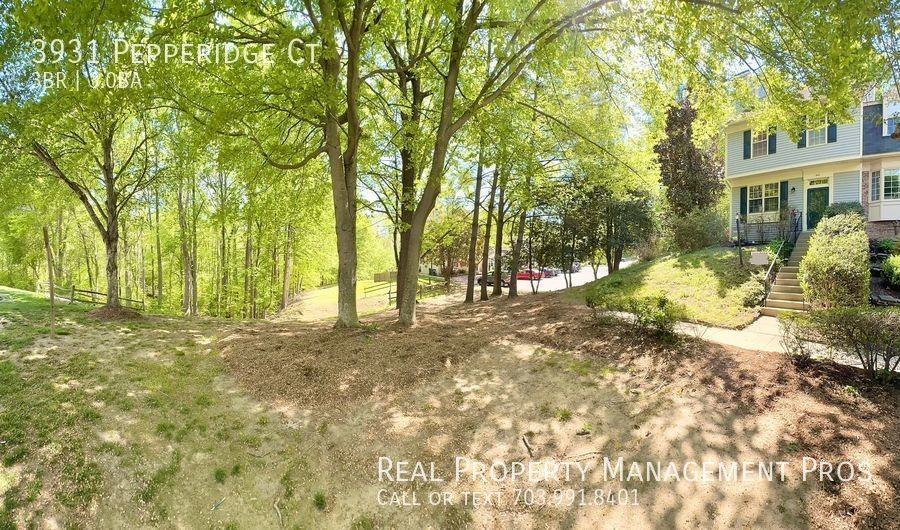 3931 Pepperidge Ct - Photo 2 of 42