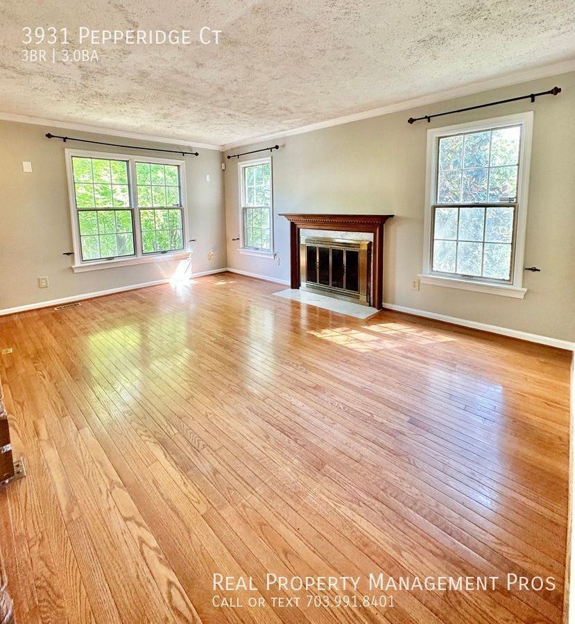 3931 Pepperidge Ct - Photo 6 of 42