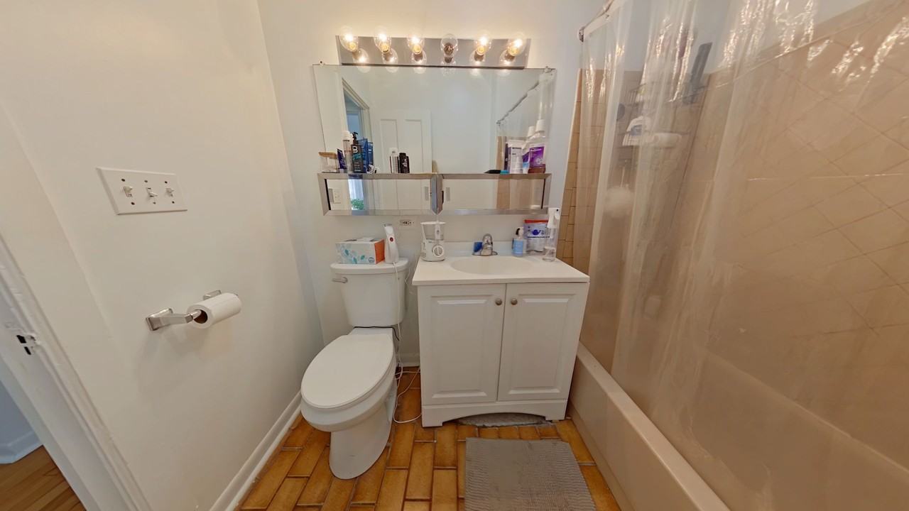 4649-53 Malden - Photo 7 of 17
