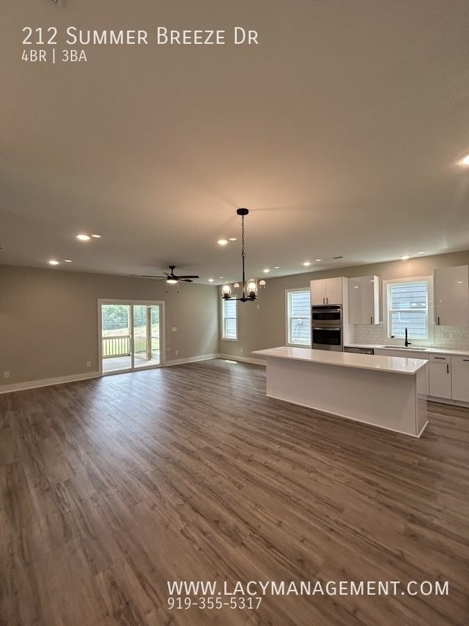 212 Summer Breeze Dr - Photo 3 of 29