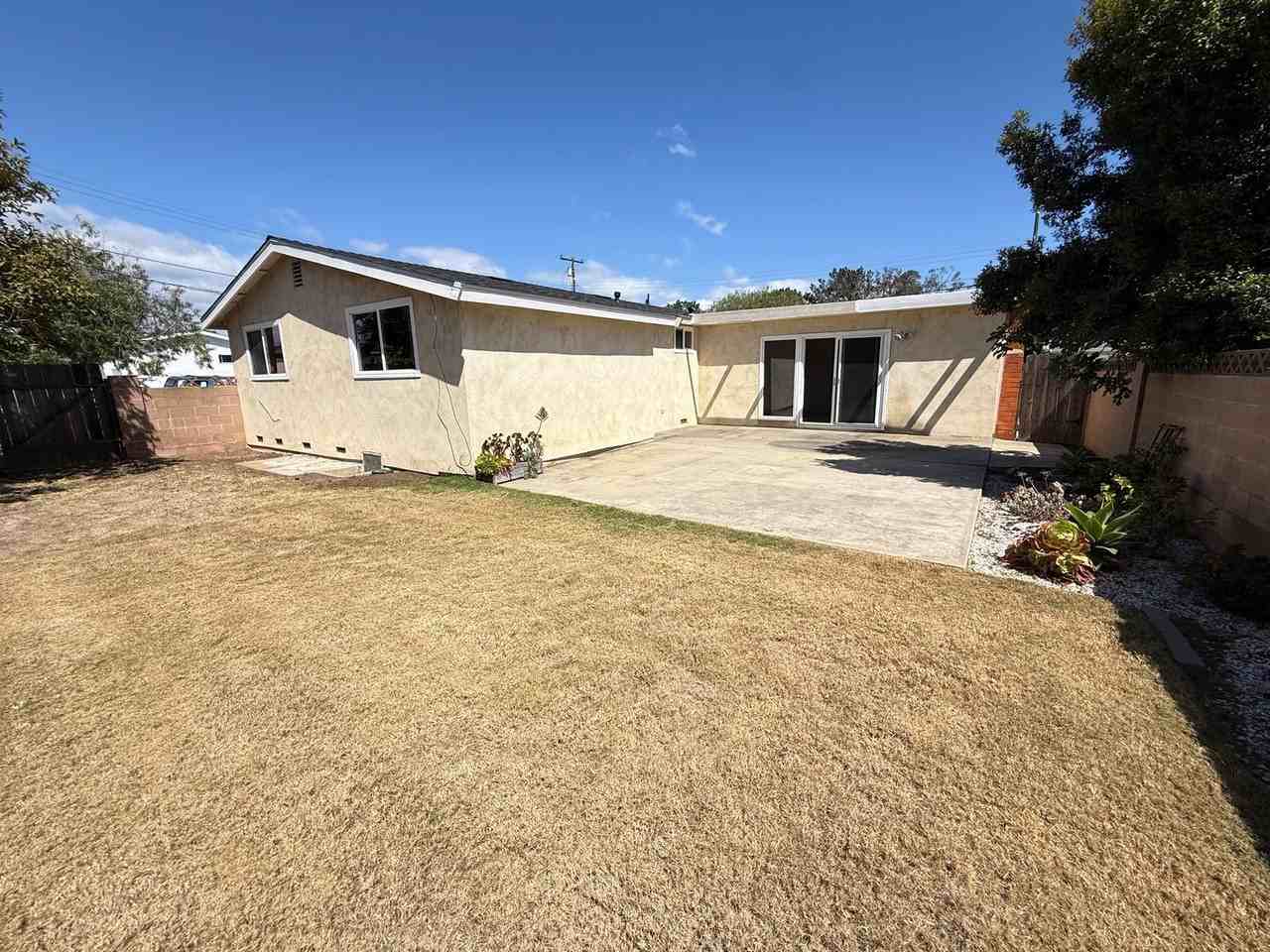 6576 Alcala Knolls Dr - Photo 5 of 36