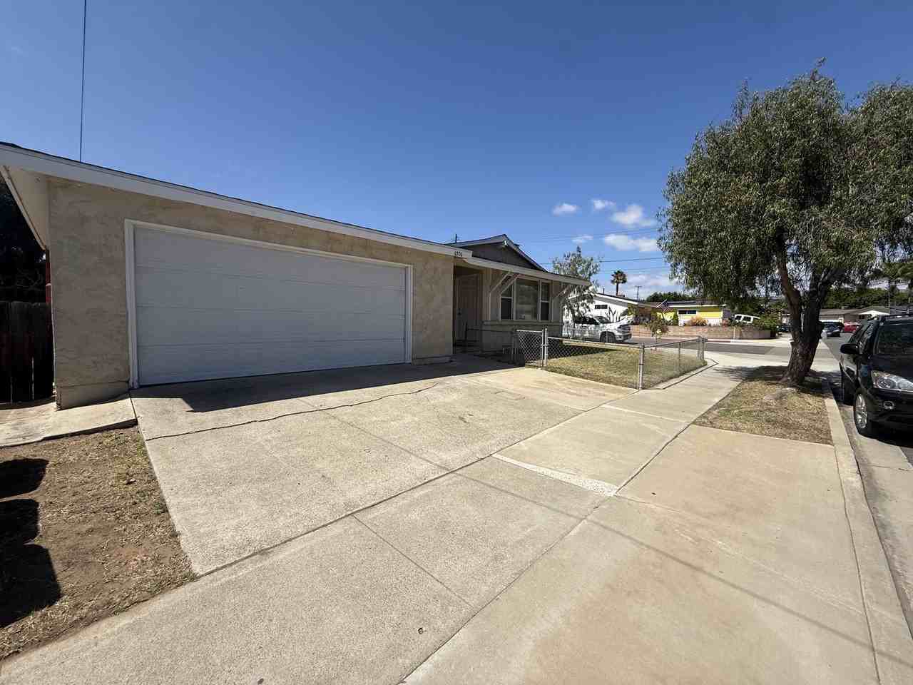 6576 Alcala Knolls Dr - Photo 6 of 36