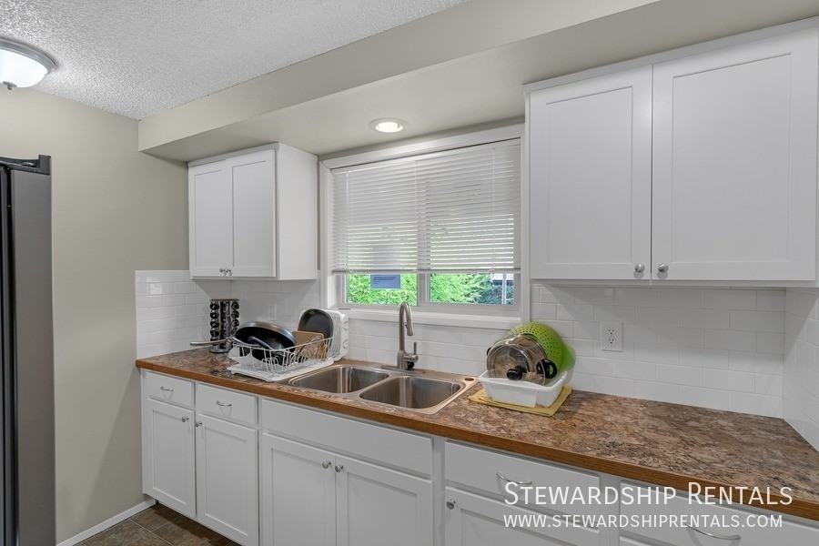 528 Tyler St #14 - Photo 6 of 10