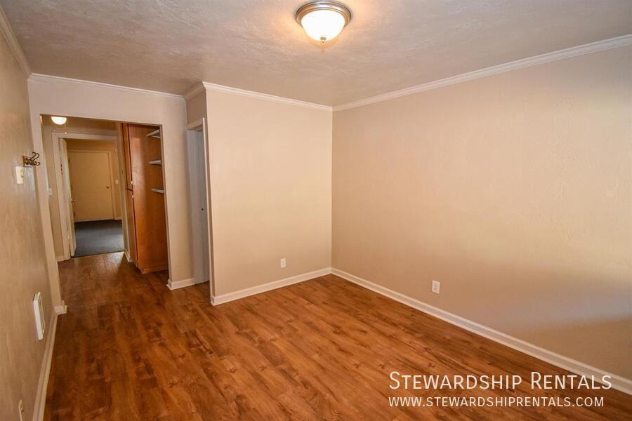 1827 Harris St #301B1 - Photo 2 of 10