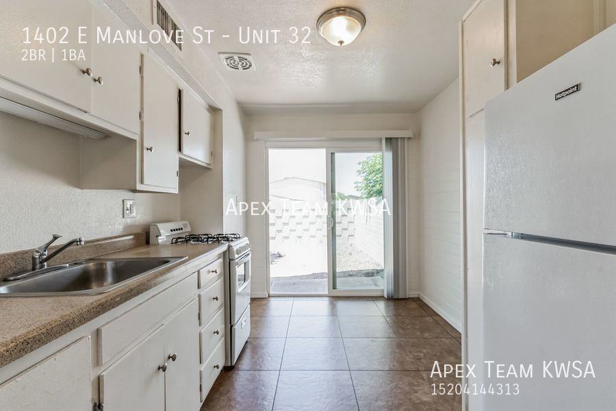 1402 E Manlove St #32 - Photo 2 of 30