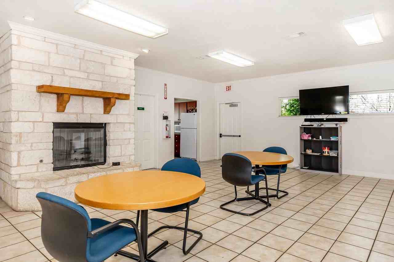 Riverwalk Townhomes - Photo 2 of 16