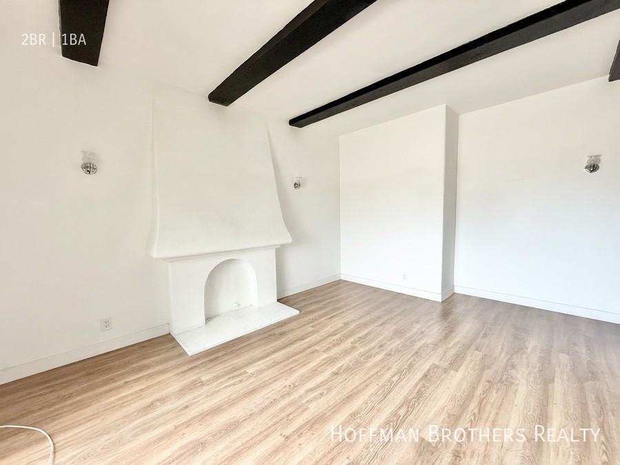 1801 N Kingsley Dr #208 - Photo 2 of 11