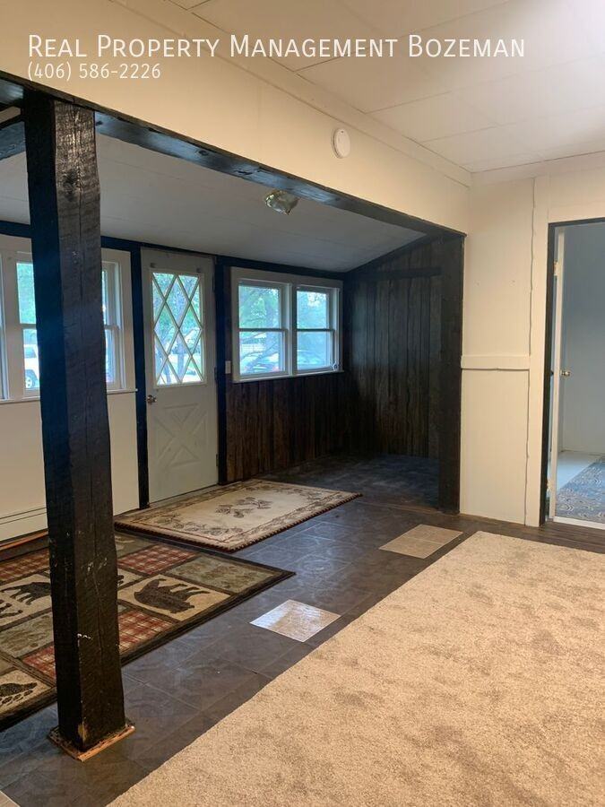 512 2nd Ave E - Photo 3 of 24