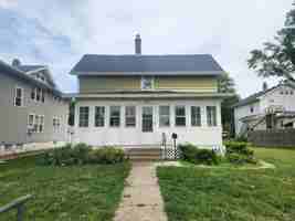 featured image of 2809 N Main St